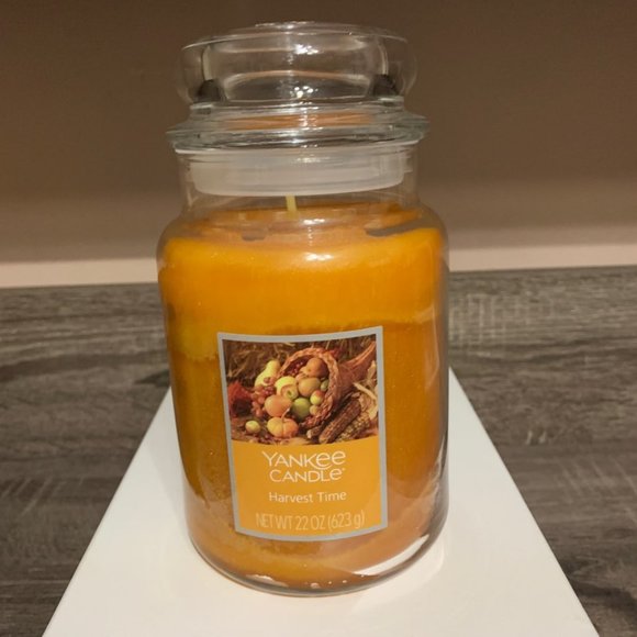 Yankee Candle Harvest Time Candle - Picture 1 of 4